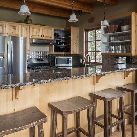Moonlight Mountain Home 38B Cowboy Heaven Big Sky Ngoại thất bức ảnh