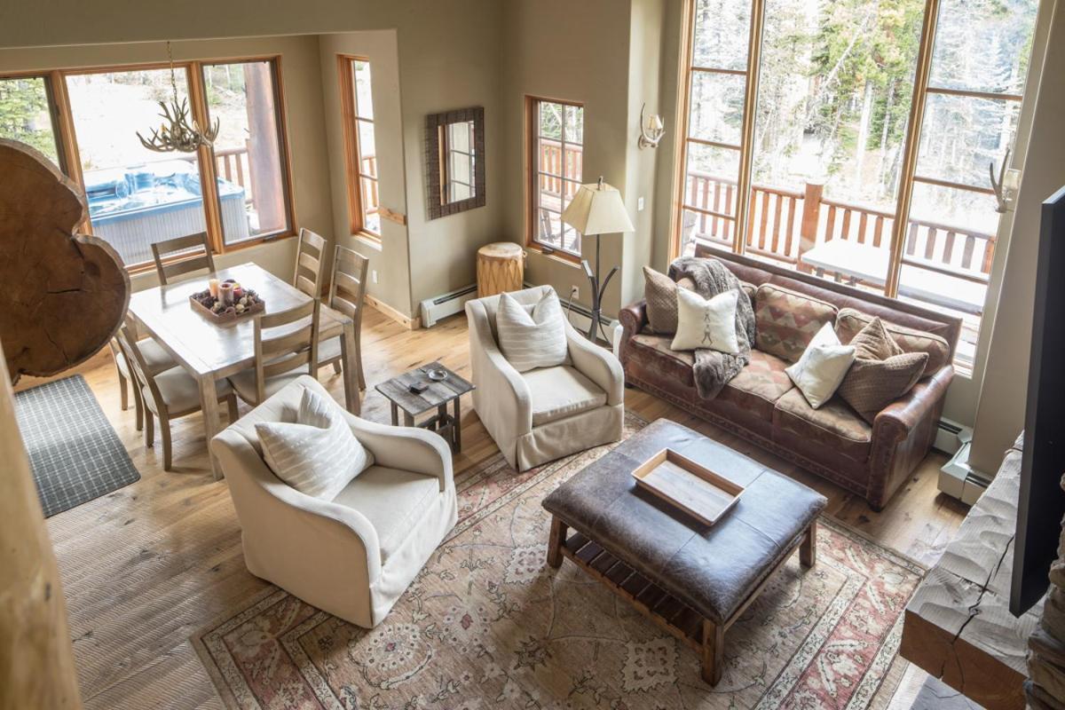 Moonlight Mountain Home 38B Cowboy Heaven Big Sky Ngoại thất bức ảnh